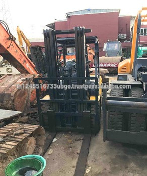 Japan low price used 3 ton forklifts ,3 ton komatsu diesel forklifts